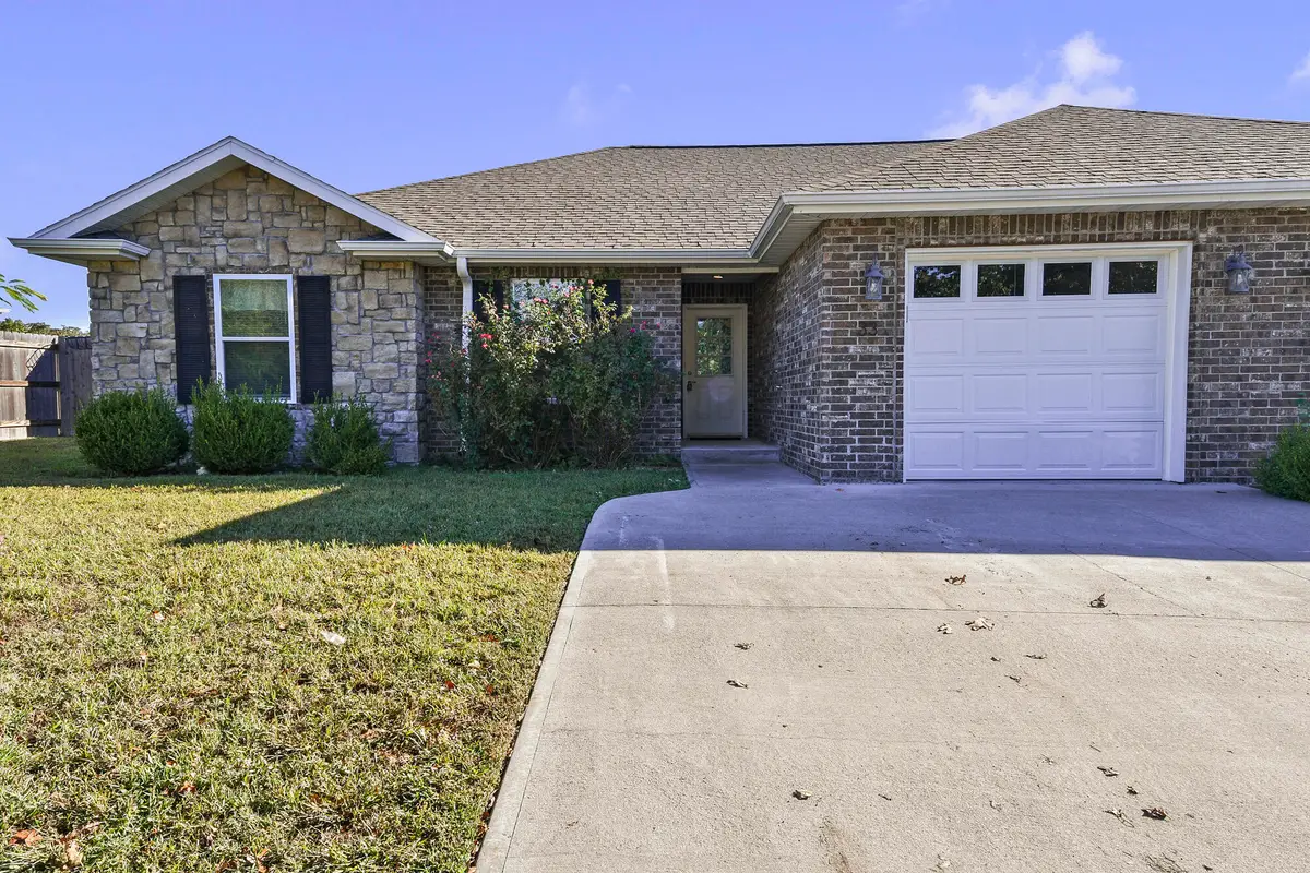 33 Fellowship Lane, Blue Eye, MO 65611 - #1