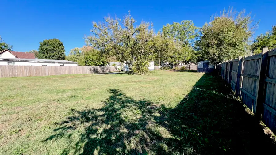 511 N Lincoln Avenue, Monett, MO 65708 - #2