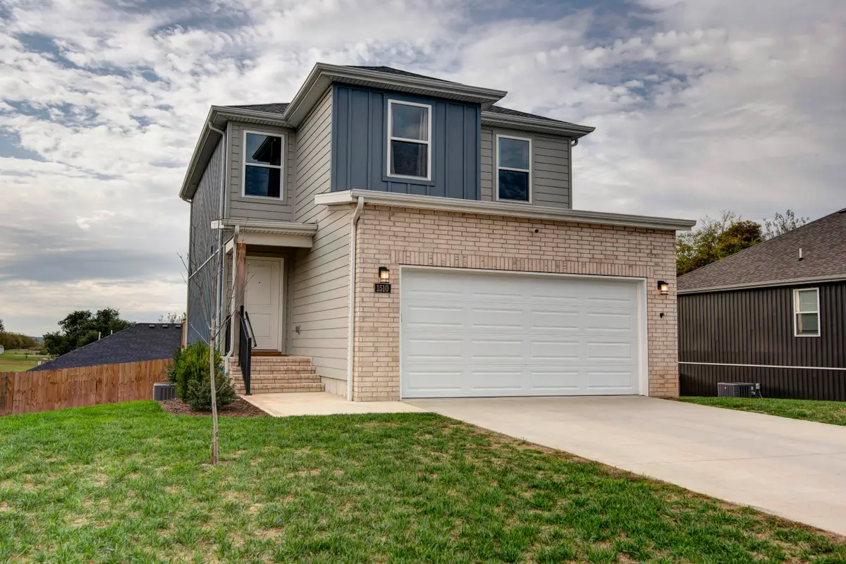 1510 E Macon Street, Republic, MO 65738 - #1