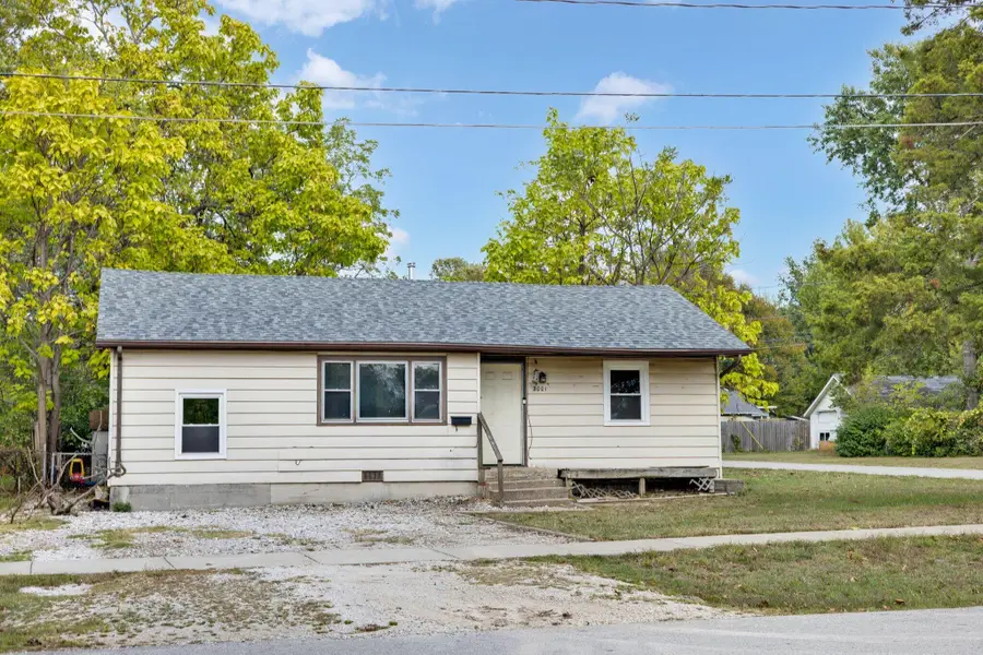 2001 W Scott Street, Springfield, MO 65802 - #3