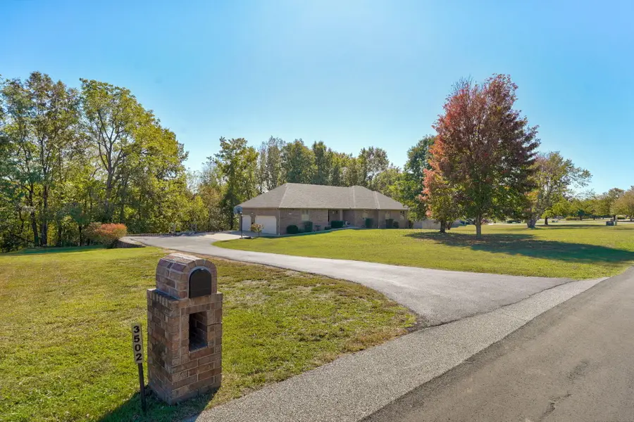 3502 N Bobwhite Drive, Ozark, MO 65721 - #2