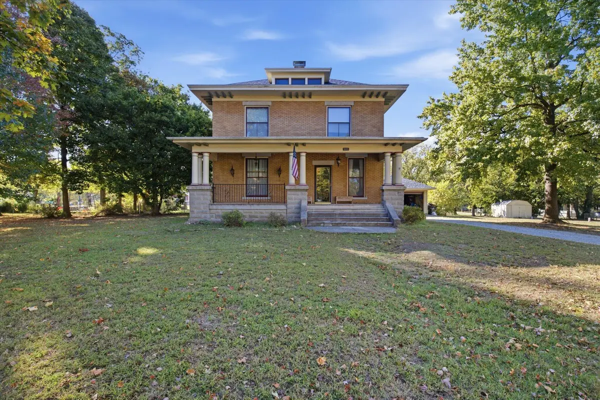 303 S Central Avenue, Marionville, MO 65705 - #1