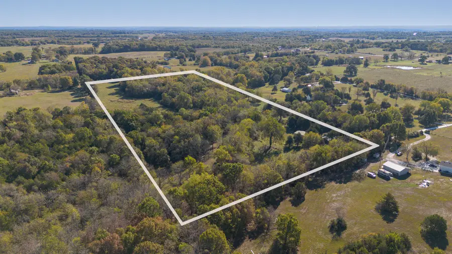 7044 N Flinthill Lane, Springfield, MO 65803 - #2