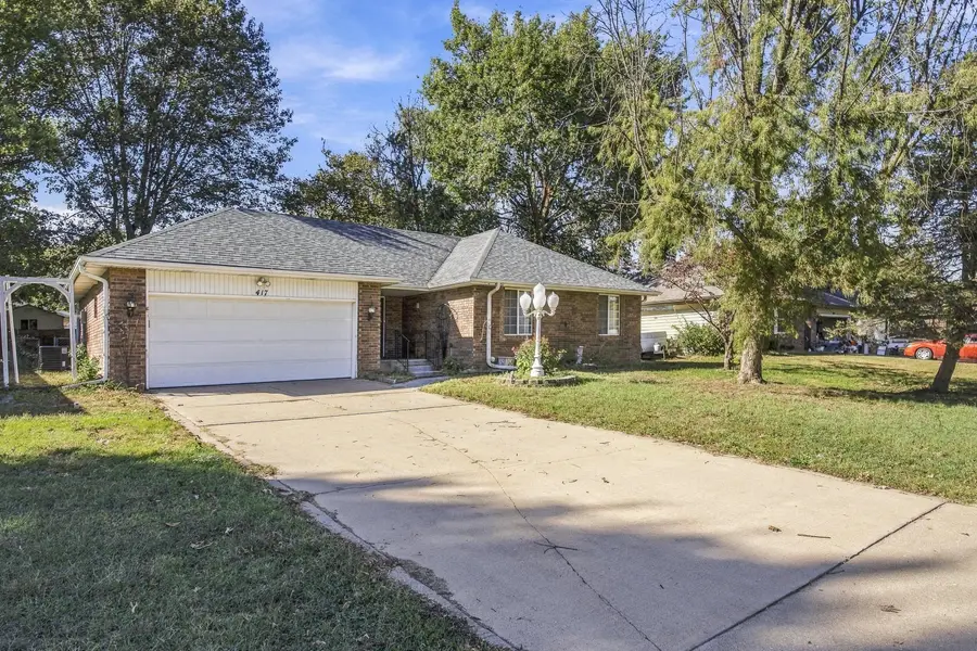 417 S Suburban Avenue, Springfield, MO 65802 - #2
