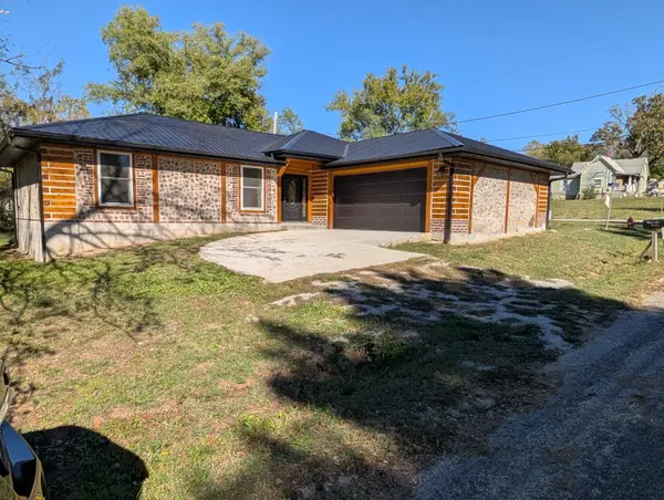 613 E Main Street, Humansville, MO 65674