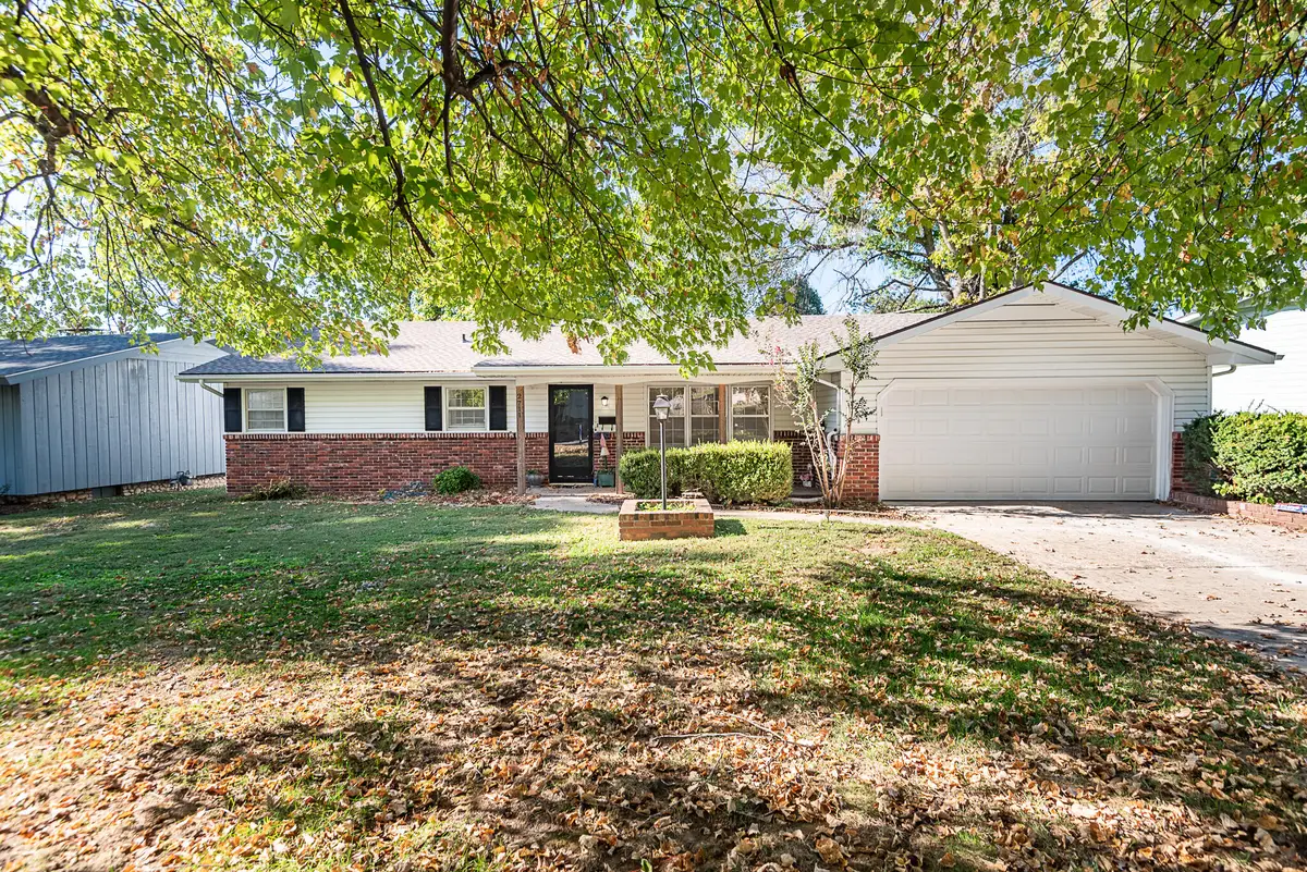 2711 S Claremont Avenue, Springfield, MO 65804 - #1
