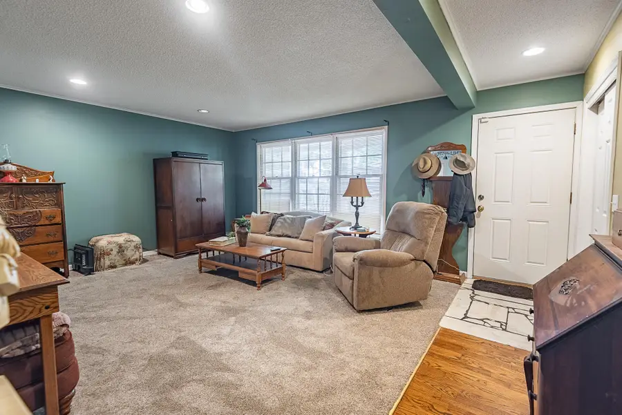 2711 S Claremont Avenue, Springfield, MO 65804 - #3