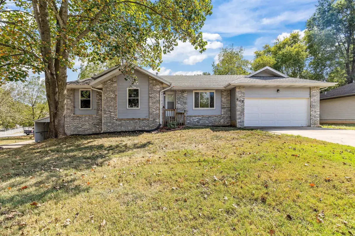 602 E Cherry Street, Nixa, MO 65714 - #1
