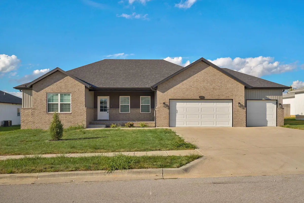 553 Delaware Court, Rogersville, MO 65742 - #1