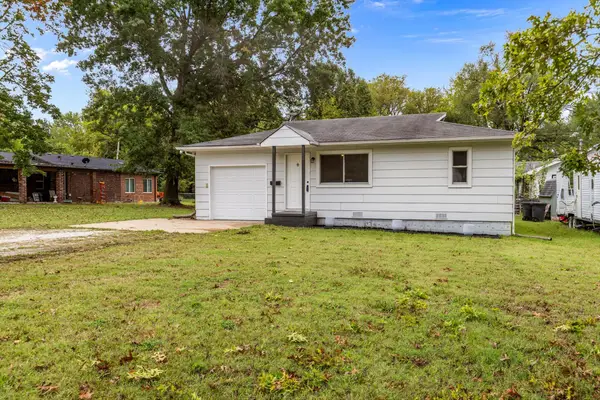 2750 W Walnut Street, Springfield, MO 65802