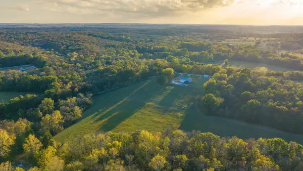 3196 S 205th Road, Goodson, MO 65663
