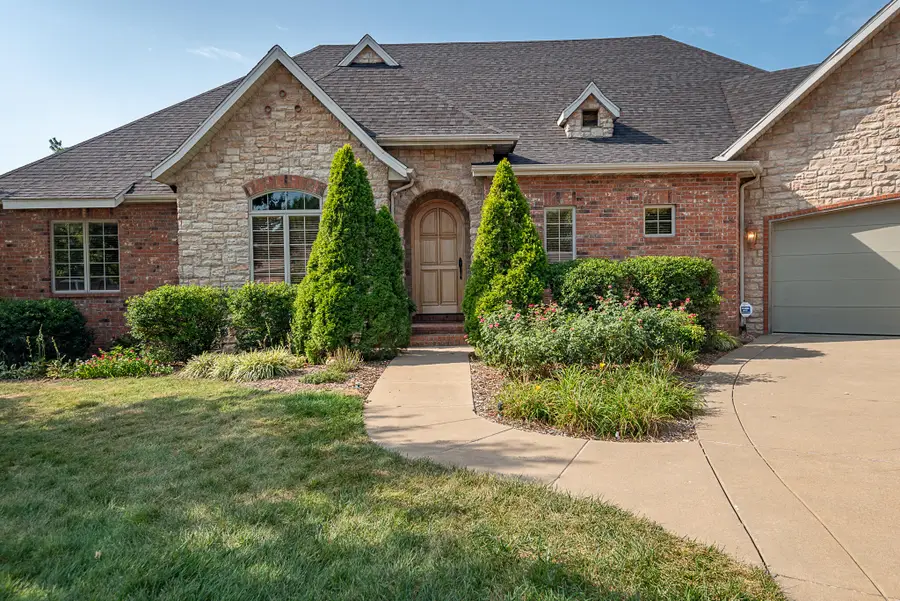 4515 S Forest Avenue, Springfield, MO 65810 - #3