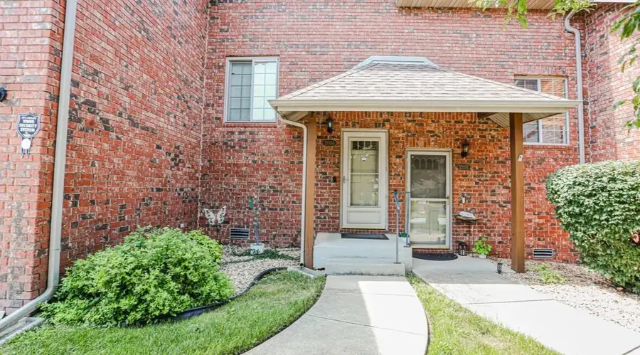 2335 W Chesterfield Street # 2335-B, Springfield, MO 65807 - #2