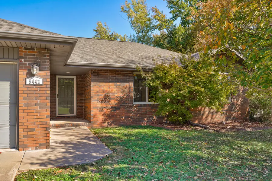 5442 S Hampton Avenue, Springfield, MO 65810 - #2