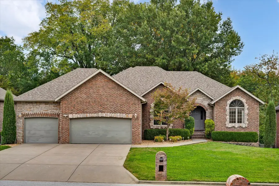 5058 S Burrows Avenue, Springfield, MO 65810 - #2