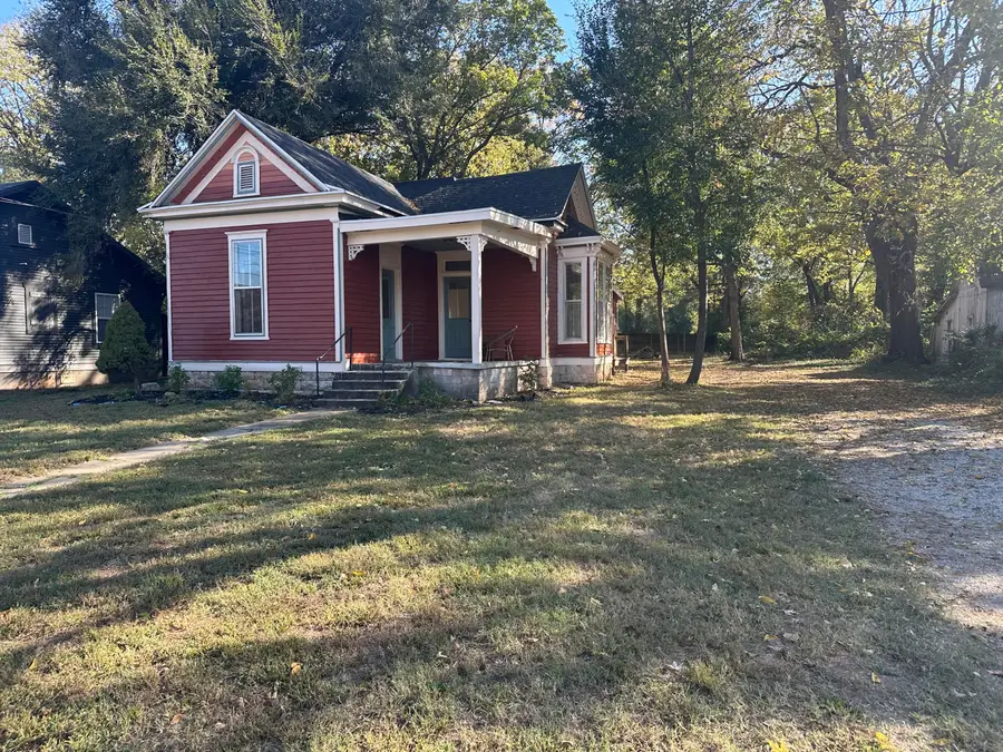 426 S Fort Avenue, Springfield, MO 65806 - #2