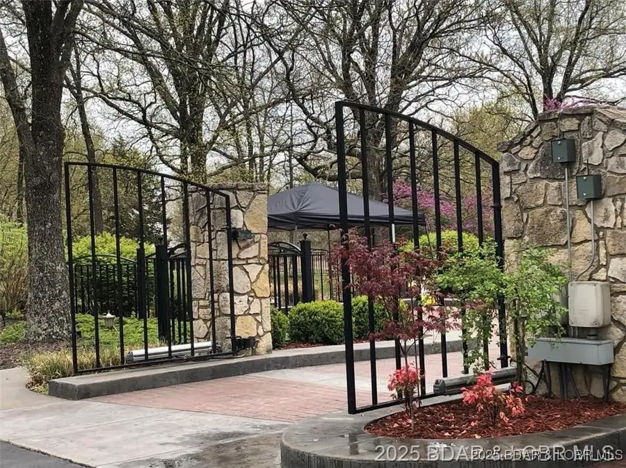 3 Kingsman Drive, Camdenton, MO 65020 - Image #2