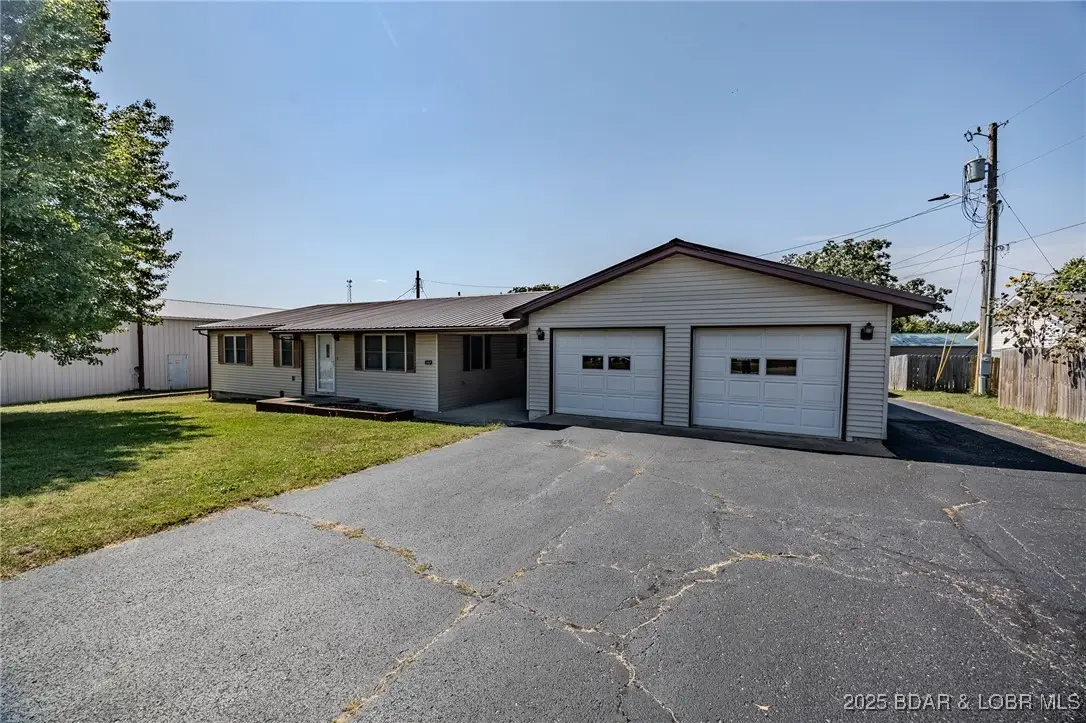 106 Zeigenbein Road, Saint Robert, MO 65584 - Image #1