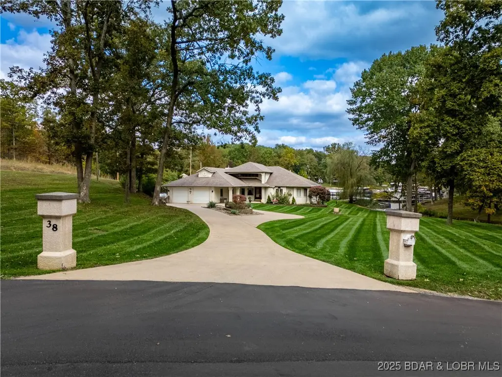 38 Ponderosa Drive, Camdenton, MO 65020 - Image #1