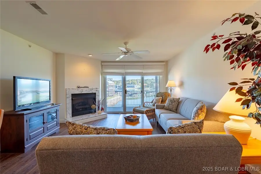 164 Cedar Glen Drive #3E, Camdenton, MO 65020 - Image #2