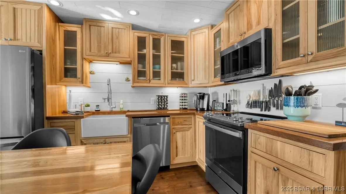 1522 Harbor Point Drive #E-201, Osage Beach, MO 65065 - Image #1