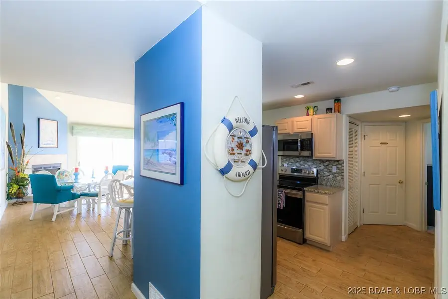 222 Park Place Lane #4C, Kaiser, MO 65047 - Image #3