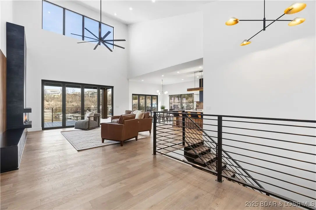 507 Redbud Court, Lake Ozark, MO 65049 - Image #1