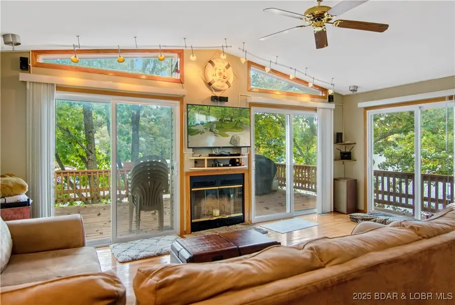 8 Walnut Court, Lake Ozark, MO 65049 - Image #2