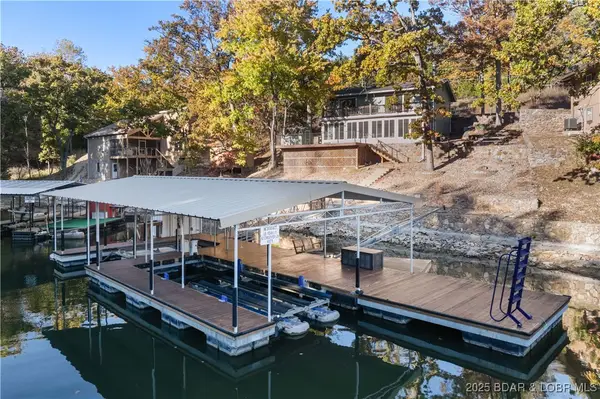 62 Crestview Lane, Sunrise Beach, MO 65079