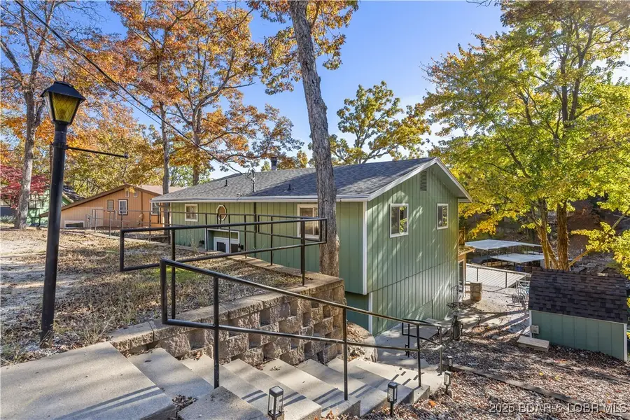 62 Crestview Lane, Sunrise Beach, MO 65079 - Image #3