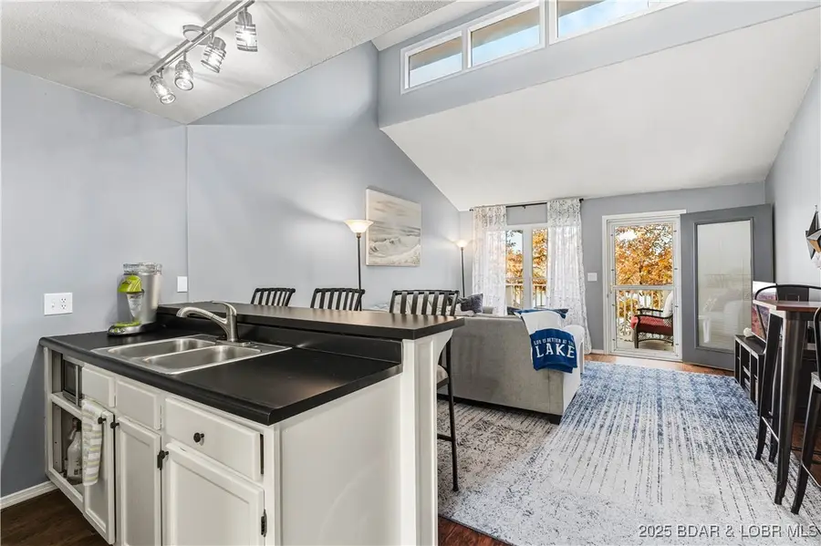 875 Parkside Place #402D, Osage Beach, MO 65065 - Image #3
