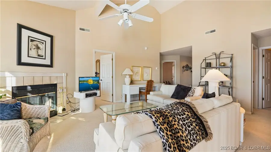 320 Regatta Bay Circle #4A, Lake Ozark, MO 65049 - Image #3