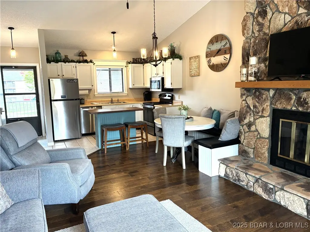 611 Lazy Days Road #B12, Osage Beach, MO 65065 - Image #1