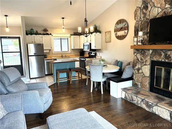 611 Lazy Days Road #B12, Osage Beach, MO 65065