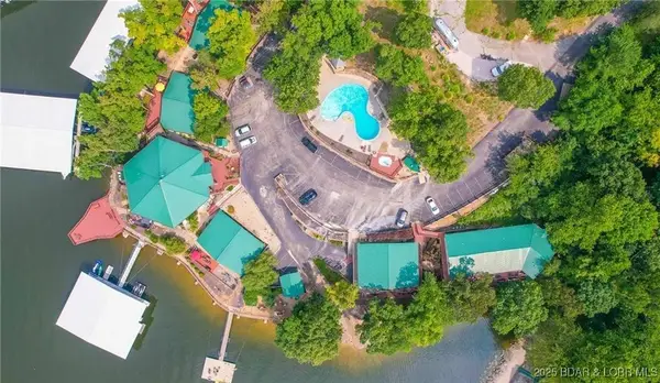 133 Polar Bear Circle #21, Lake Ozark, MO 65049