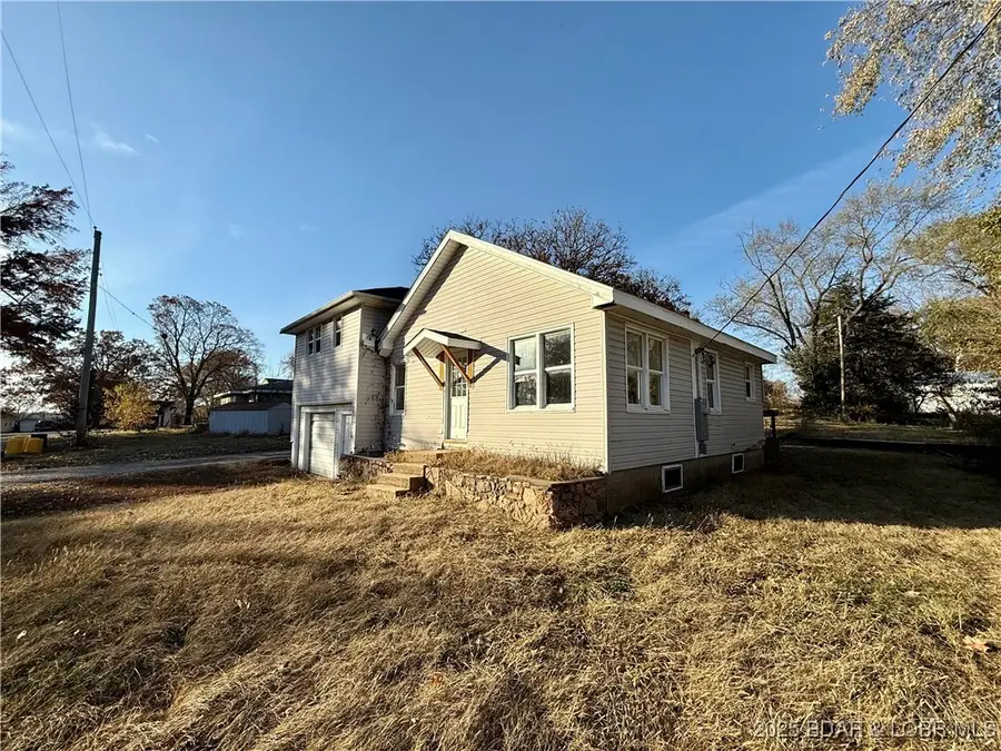 205 5th St, Stover, MO 65078 - Image #2