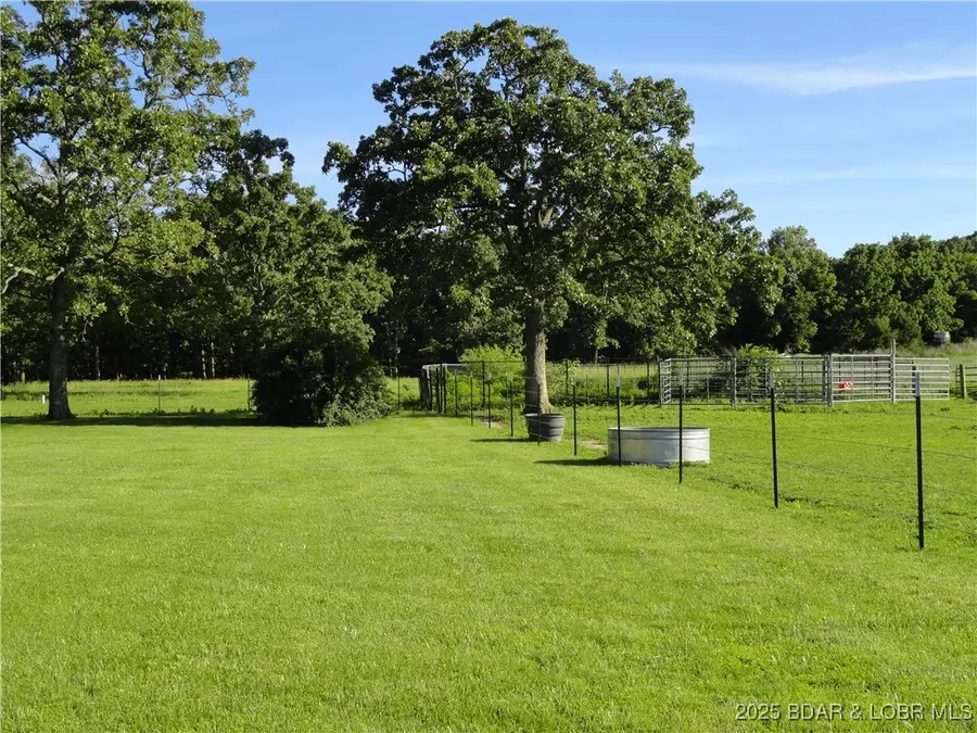 16586 Highway Ww, Lebanon, MO 65536 - Image #2