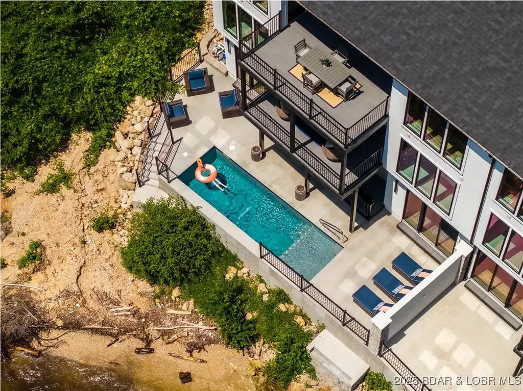 68 Palisades Yacht Club Drive, Lake Ozark, MO 65049 - Image #1