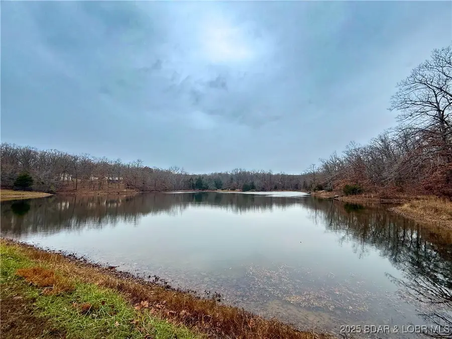 11237 Wildwood Dr, Versailles, MO 65084 - Image #2