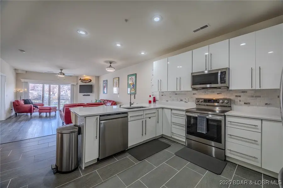 166 Oak Harbor Drive #4C, Camdenton, MO 65020 - Image #3