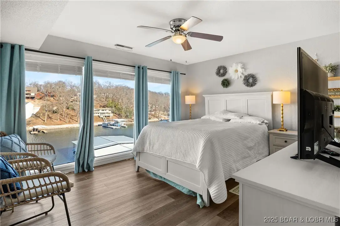 233 Indian Pointe #233, Osage Beach, MO 65065 - Image #1