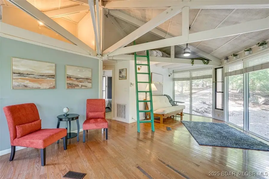 189 Cornett Drive, Village Of Four Seasons, MO 65049 - Image #2