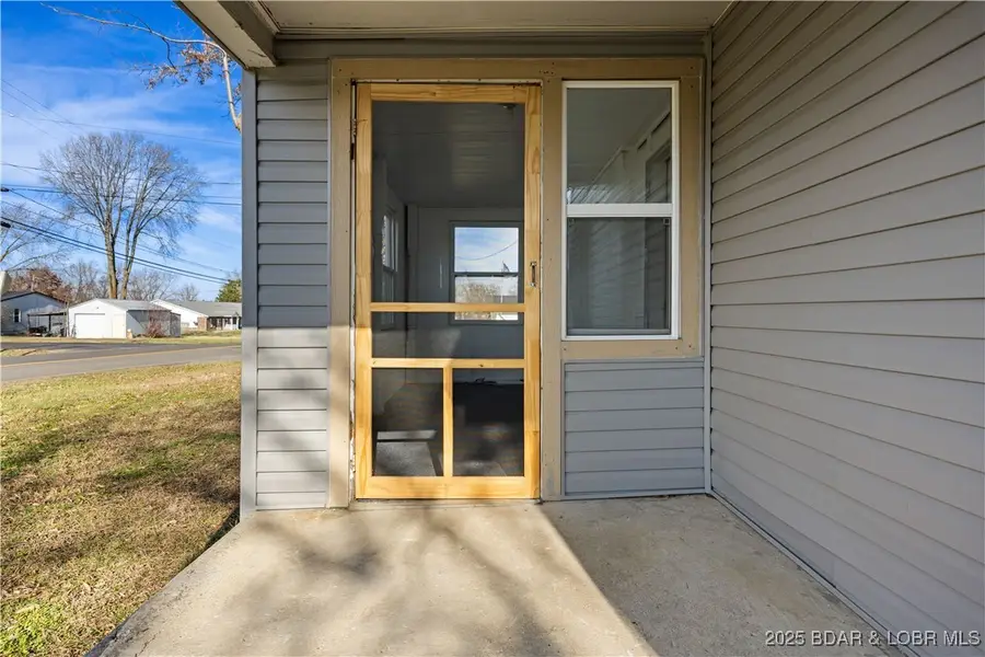 230 N Moreau Avenue, Tipton, MO 65081 - Image #3