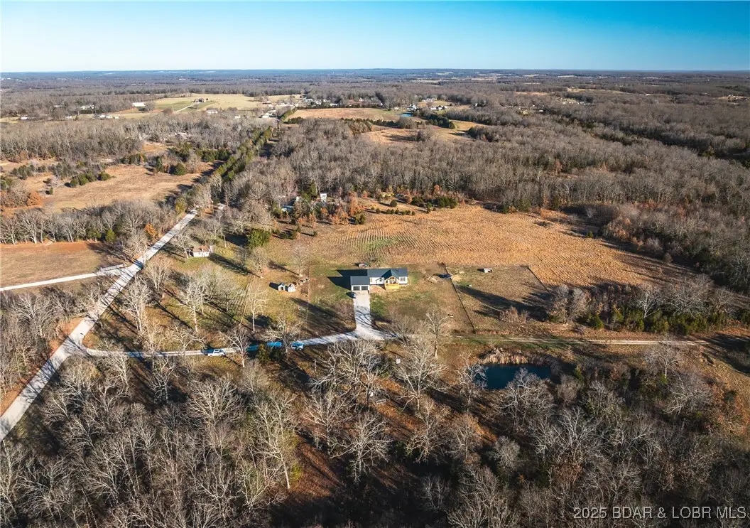 29900 Pelican Drive, Lebanon, MO 65536 - Image #1