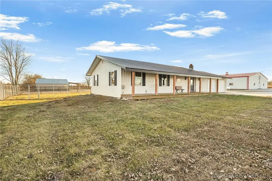 69985 Us 50 Highway, Tipton, MO 65081 - Image #2