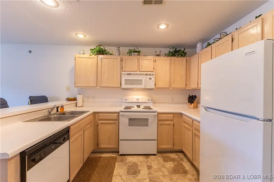 1481 Ledges Drive #413, Osage Beach, MO 65065 - Image #2