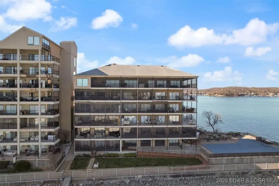 110 Falls Point Drive #4 B, Lake Ozark, MO 65049 - Image #2