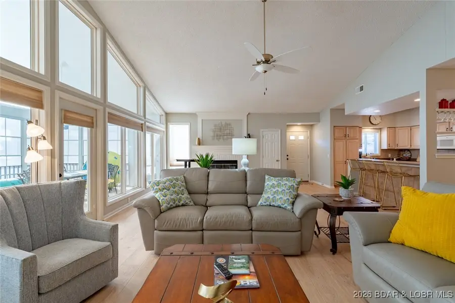 95 Horizons Lane #95-4, Camdenton, MO 65020 - Image #3