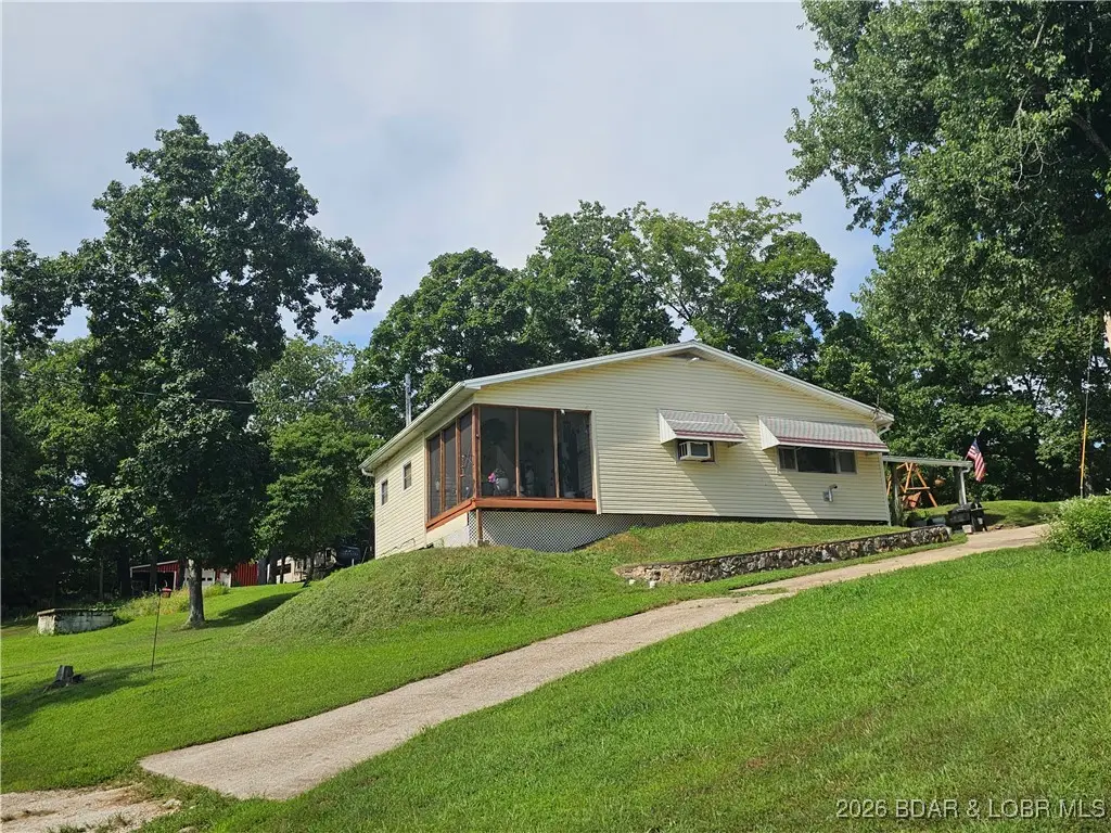27423 Clyne Drive, Barnett, MO 65011 - Image #1