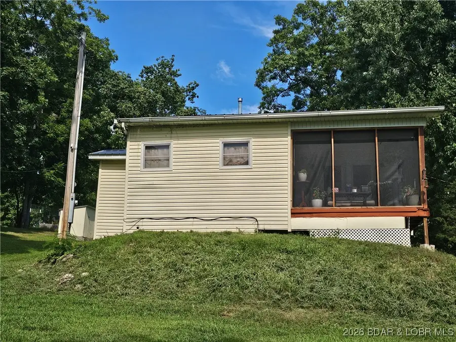 27423 Clyne Drive, Barnett, MO 65011 - Image #3